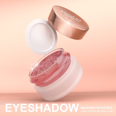 Light reflecting eyeshadow